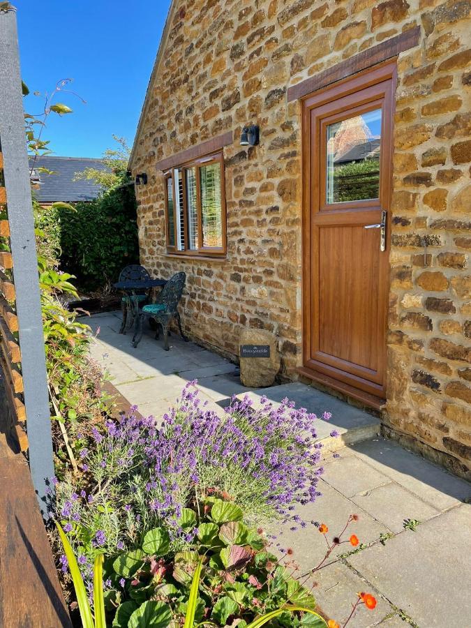 Honeysuckle Cottage - Hillside Holiday Cottages, Cotswolds Warmington Exteriör bild