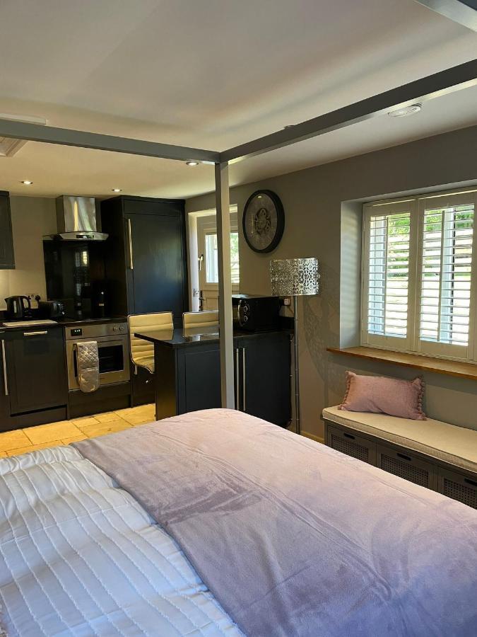 Honeysuckle Cottage - Hillside Holiday Cottages, Cotswolds Warmington Exteriör bild